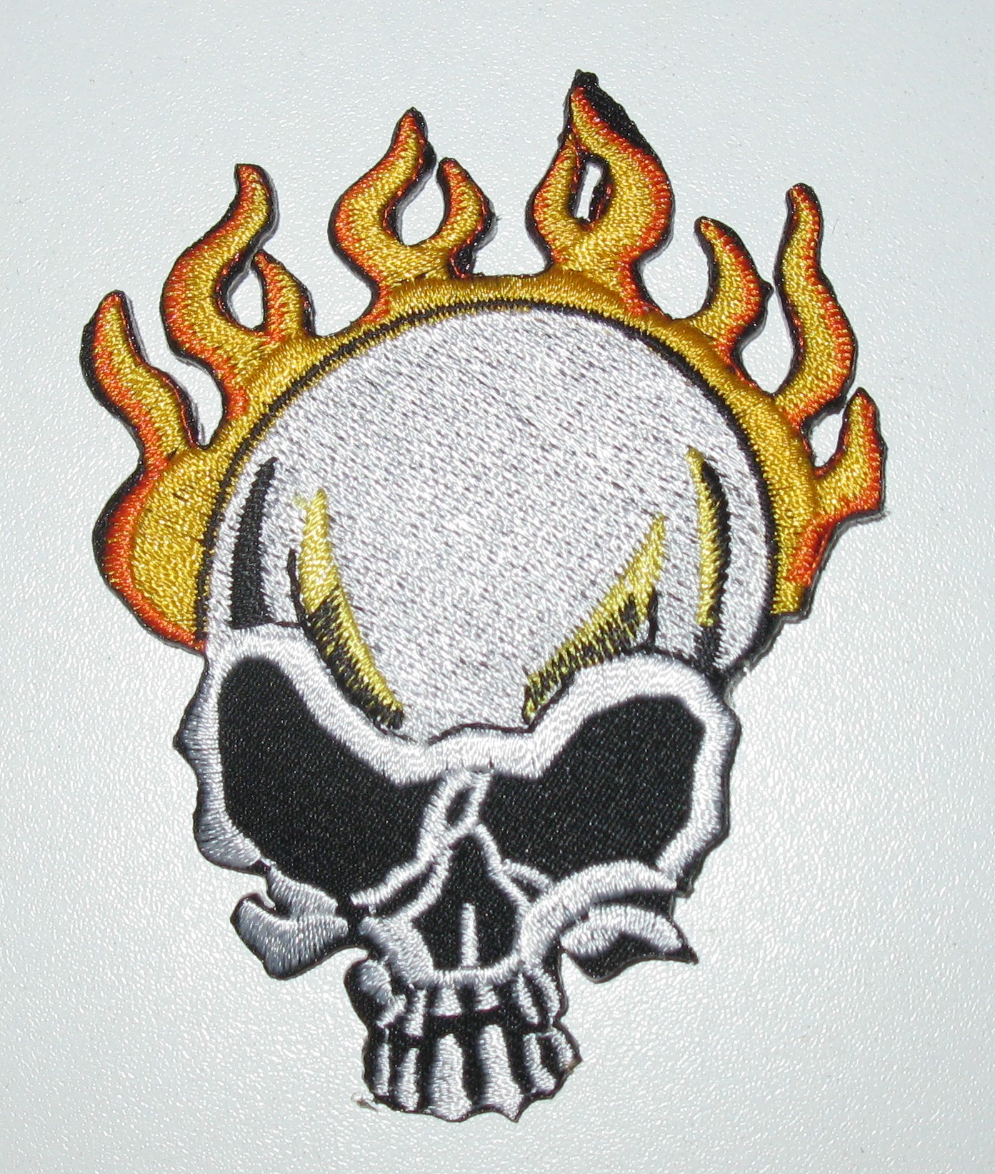 PATCH THERMOCOLLANT TETE DE MORT FLAMME COLLECTOR95 - Collector95